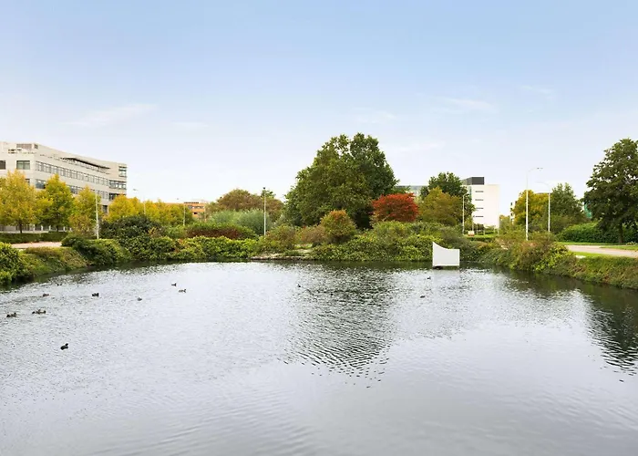 Amedia Amsterdam Airport Schiphol, Trademark Collection By WyndhamAirport Hotel